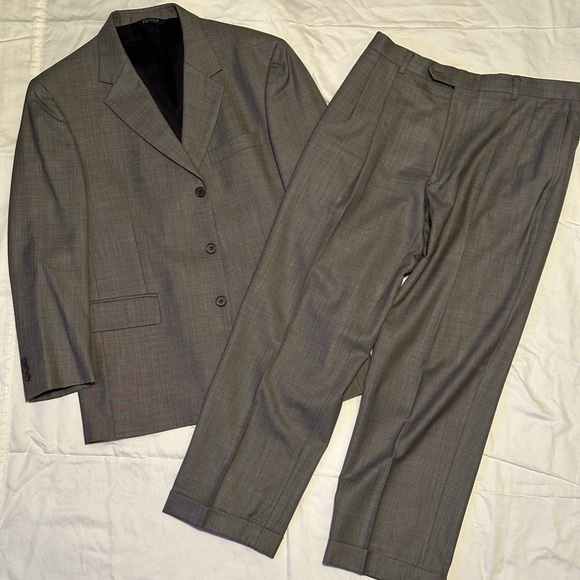Jos. A. Bank Other - Jos. A. Bank Charcoal Gray Wool/Cashmere Suit 42S